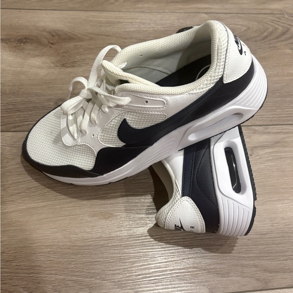 Nike Air Max SC Men NEW Sneakers 10 - Picture 6 of 9